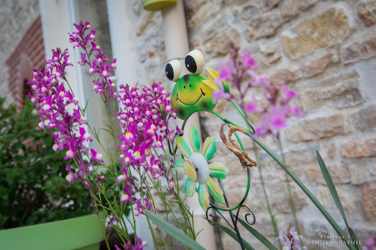 Aux Mesanges Bed & Breakfast Labergement-Foigney Exterior photo